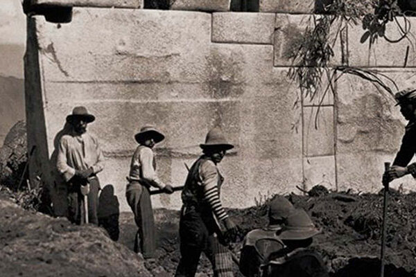 ¿Quién Construyó Machu Picchu y Cuál fue el Propósito de esta asombrosa Ciudad Inca? 1 machu picchu antiguo - ¿Quién Construyó Machu Picchu y Cuál fue el Propósito de esta asombrosa Ciudad Inca?