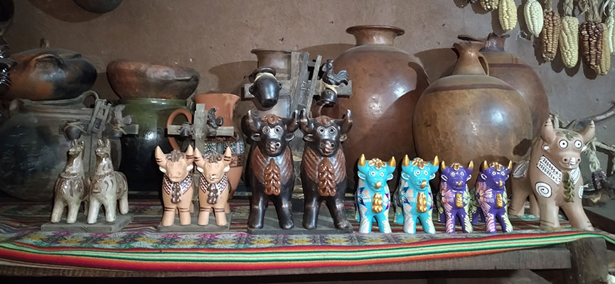 Toritos de Pucará: Una Tradición Andina Llena de Magia y Significado 2 Toritos de Pucará